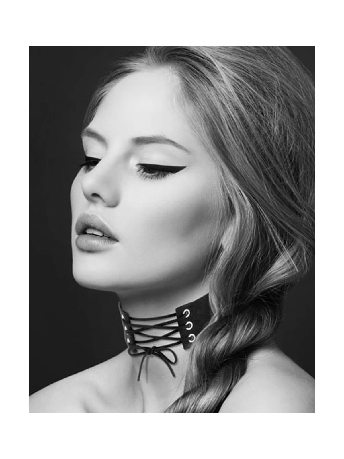 Collier en cuir noir SM avec lacet - CC6060020010