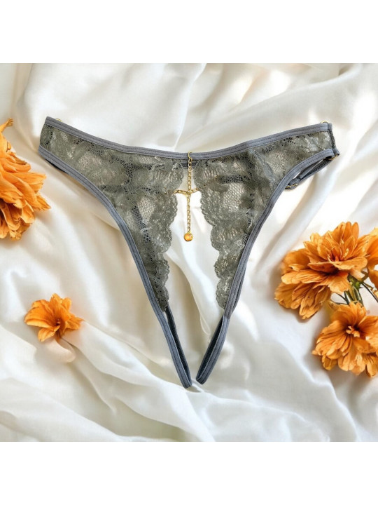 String gris avec bijou couleur aléatoire et chaîne dorée - PA05MGREY