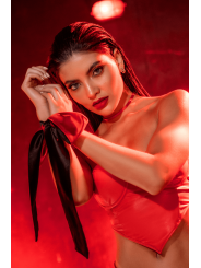 Accessoire sexy en satin polyvalent : masque ou lien pour les mains Mapalé - MAL128BKRD