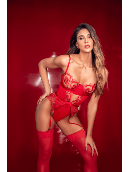 Body rouge rubis en dentelle brodée à armatures et jarretelles - Mapalé